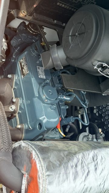 Kubota diesel engine block and air intake